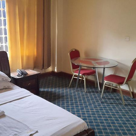 New Jbk Hotel Kampala Exterior foto